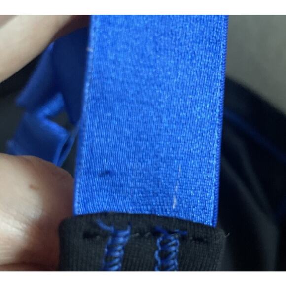 Gottex Tank Top Women’s Medium Black Blue Trim Draped Back Activewear Gym Run - Picture 9 of 9